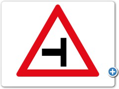 W107-Side-Road-Junction-Left